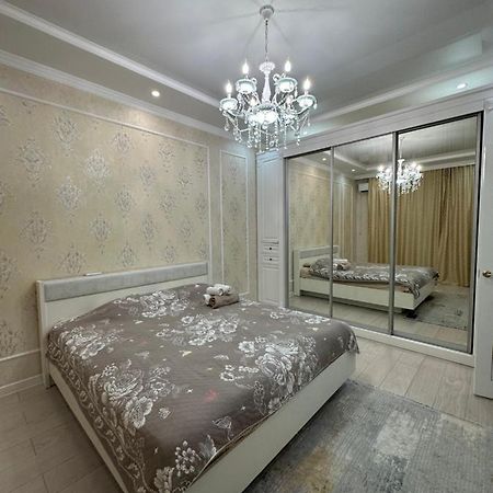 1 Ком Апартаменты Хан Шатыр, Вблизи Байтерек, Сарыарка, Центральный Парк Αστάνα Εξωτερικό φωτογραφία